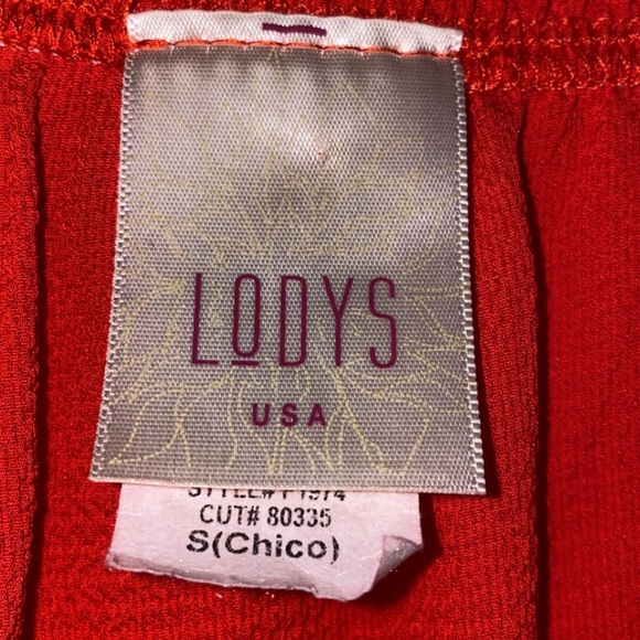 red blouse - Picture 2 of 3